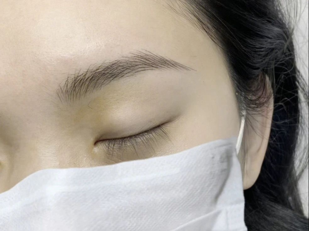 眉眼唇定妆班